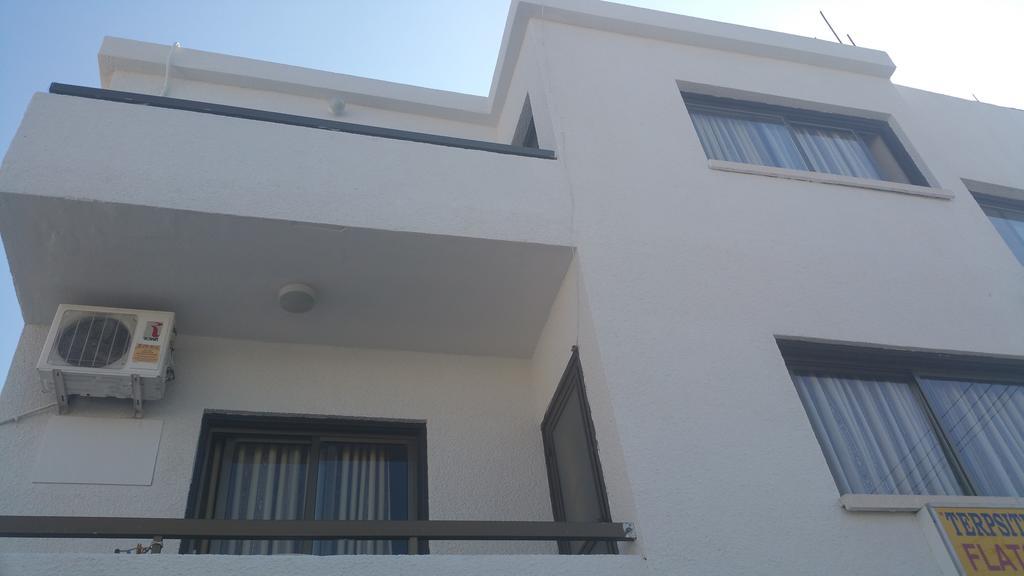 Terpsithea Apartments Ayia Napa Esterno foto